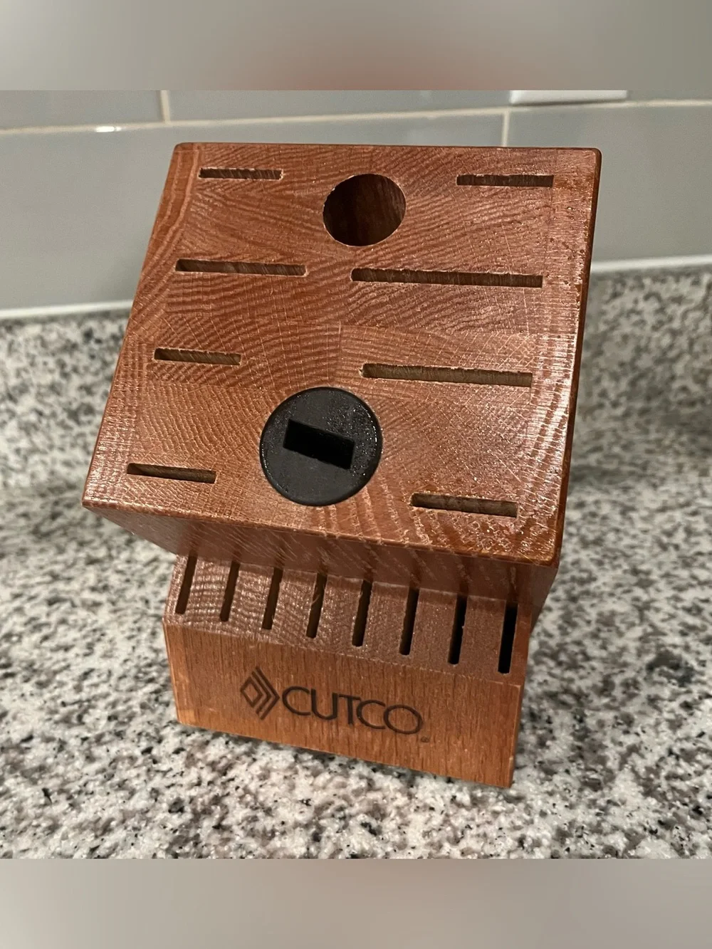 Cutco 18 Slot Cherry finish Wooden Knife Storage Block Made In The USA
